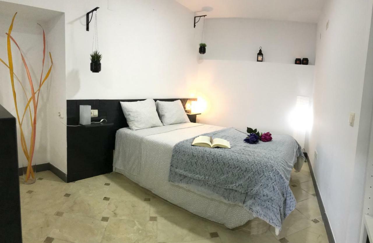 Loft Arco Del Cristo. Lägenhet Caces Exteriör bild